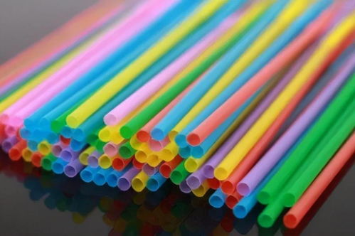 婴儿大便中微塑料含量是成年人的20倍 微塑料的危害有哪些